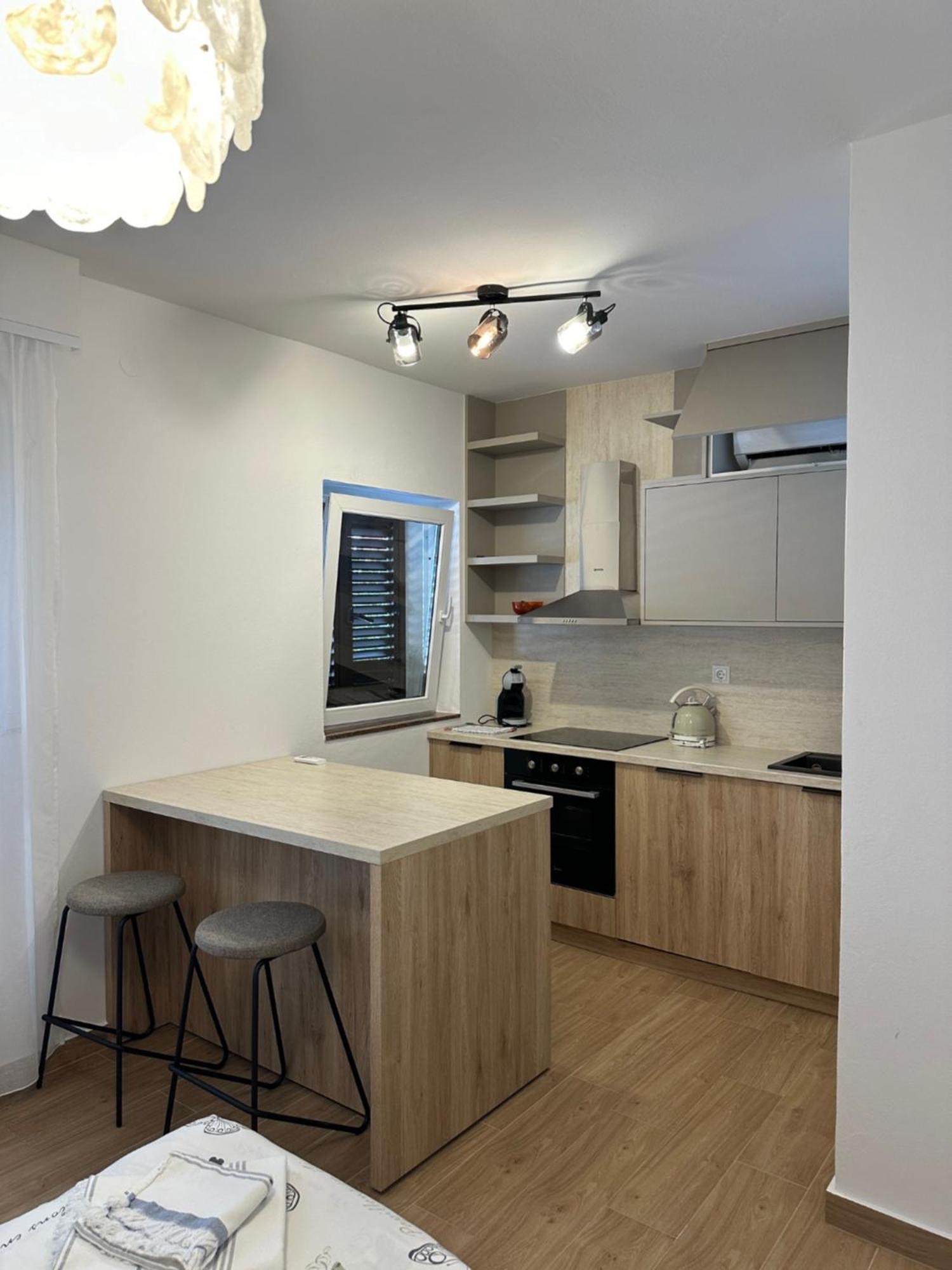 Apartmani Svemir ドラゲ エクステリア 写真