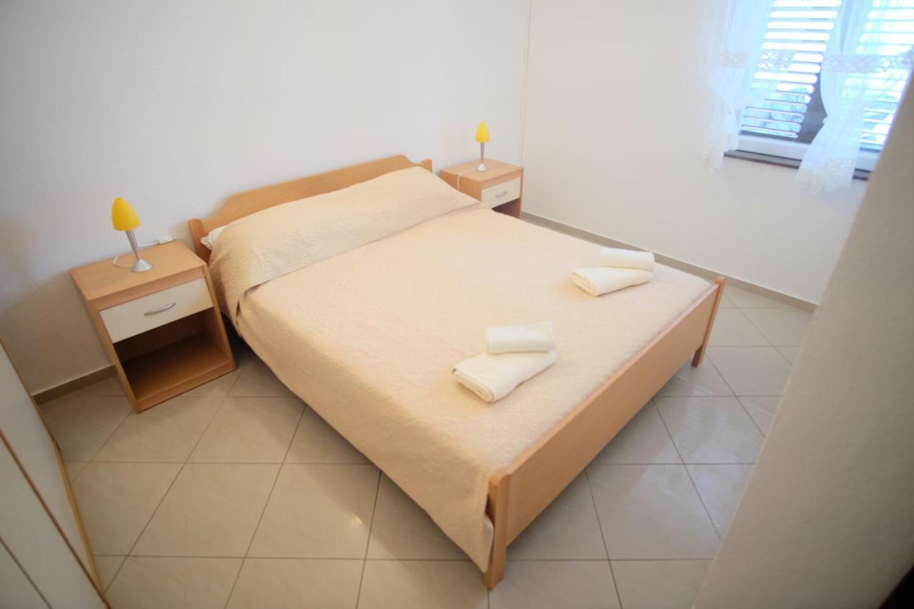Apartmani Svemir ドラゲ エクステリア 写真